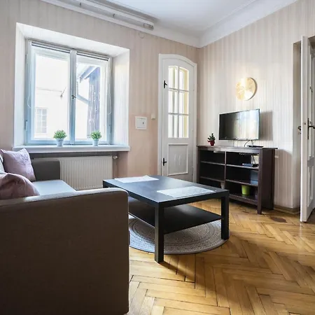 Elegant Royal Route Ii Apartament *