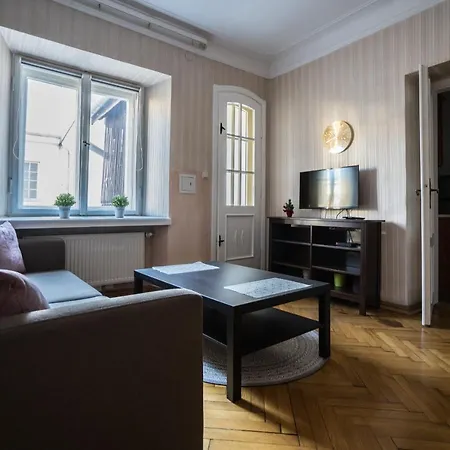 Elegant Royal Route Ii Apartament *