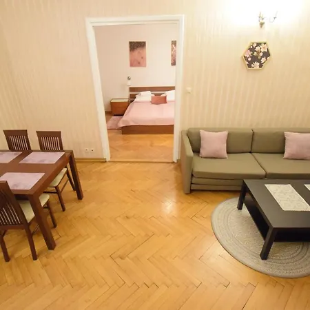 Elegant Royal Route Ii Apartament